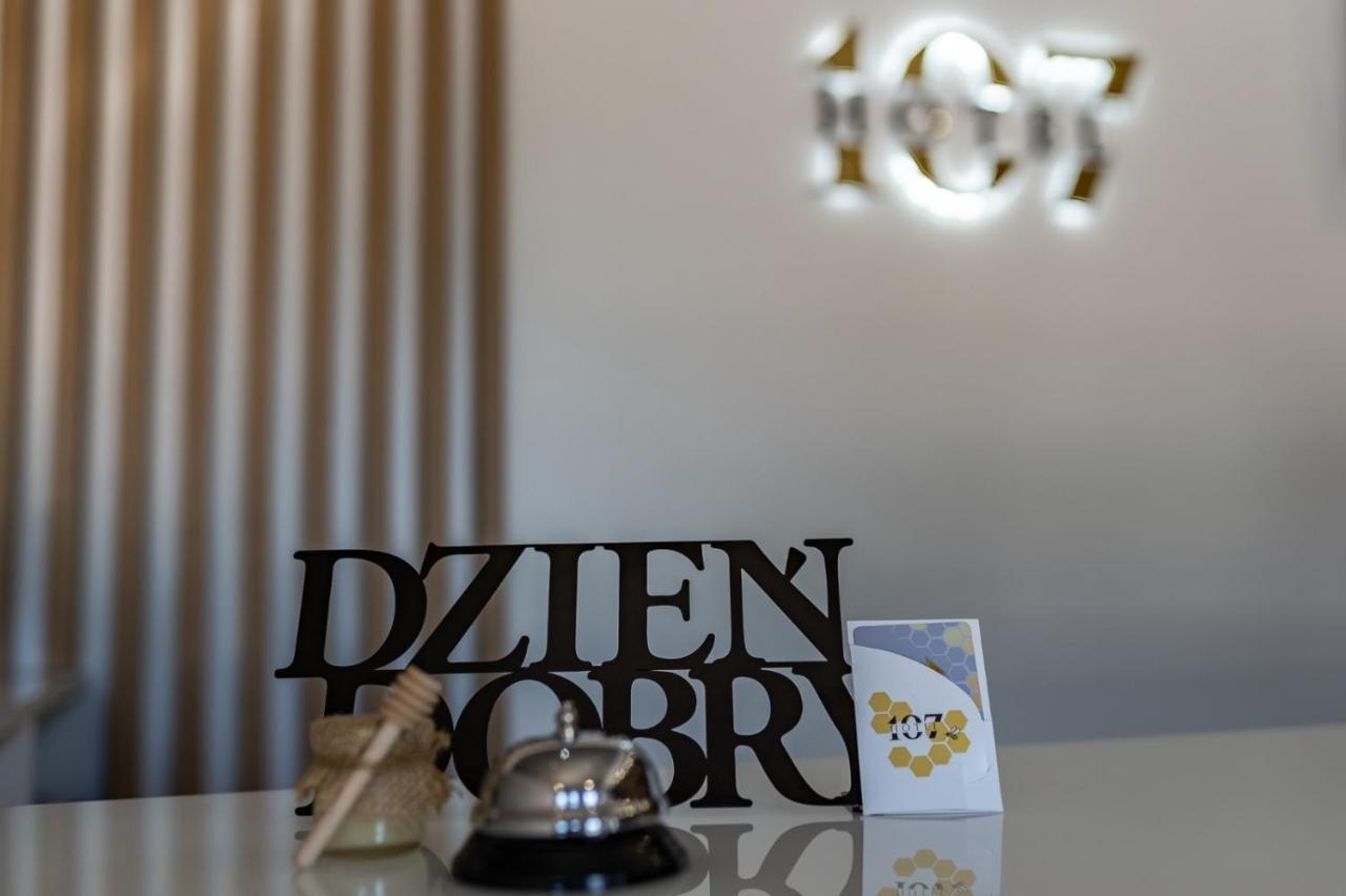 Hotel 107 Rumia Bagian luar foto
