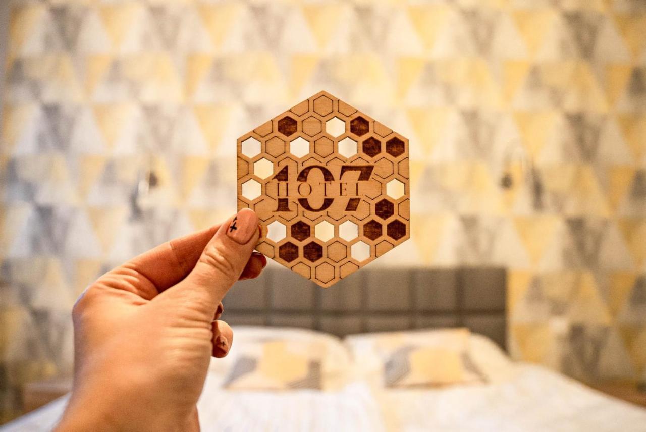 Hotel 107 Rumia Bagian luar foto